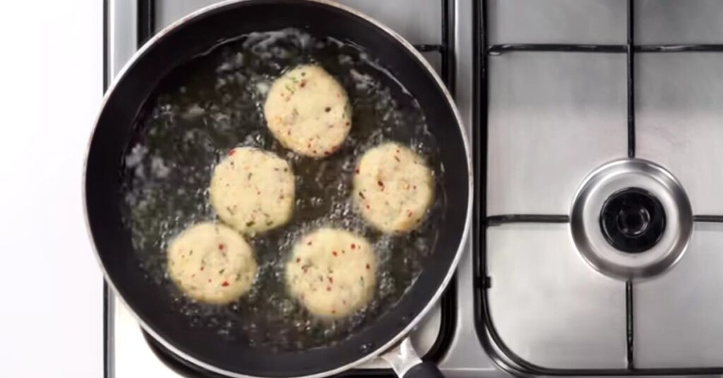 Aloo Tikki Recipe in Hindi
